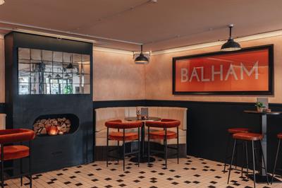Exclusive Christmas Parties 2025 at Exhibit Bar Balham 