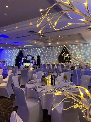 Christmas Parties 2025 at DoubleTree by Hilton Swindon