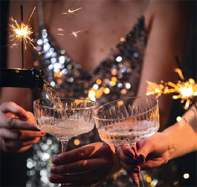 Glistening Christmas Parties 2025 at Mercure Maidstone Great Danes Hotel