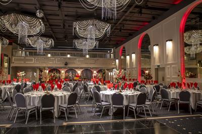 Celebrate Christmas Parties 2025 at Mercure Manchester Piccadilly