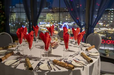 Celebrate Christmas Parties 2025 at Mercure Manchester Piccadilly