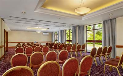 Christmas Parties 2025 at Sheraton Skyline Hotel London Heathrow