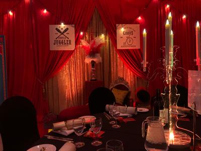 Showman's Greatest Christmas Party Bath 2025