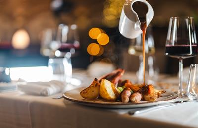 Celebrate Christmas Parties 2026 at DoubleTree by Hilton Bristol City Centre