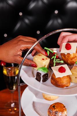 Christmas Parties 2026 at the BCEC, Holiday Inn Birmingham City Centre