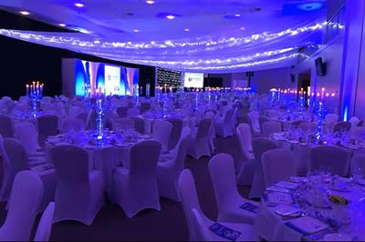 Private Christmas Parties 2026 at the DoubleTree by Hilton Milton Keynes