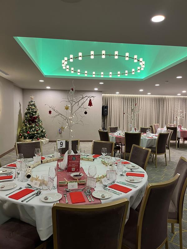 Christmas Parties 2024 at the Holiday Inn Gatwick Worth