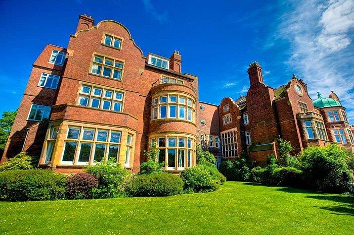 Christmas Parties 2025 at the Best Western Premier Burlington Hotel, Folkestone
