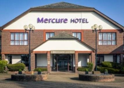 Holly, Jolly Christmas Parties 2022 at Mercure Dartford Brands Hatch Hotel & Spa